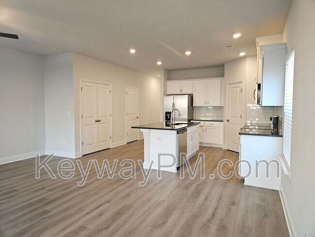 Foto del edificio - 1301 Newbern Dr