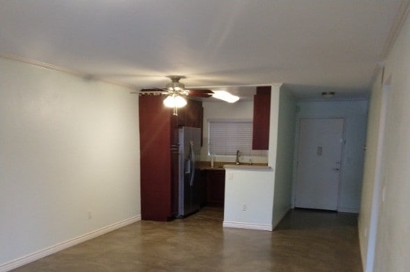 Building Photo - 21500 Burbank Blvd