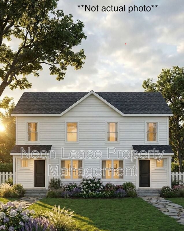 Building Photo - 400 N Walnut St