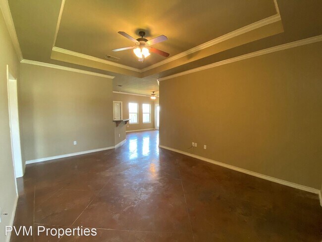 Building Photo - 3 br, 2 bath Apartment - 3032 Beauford
