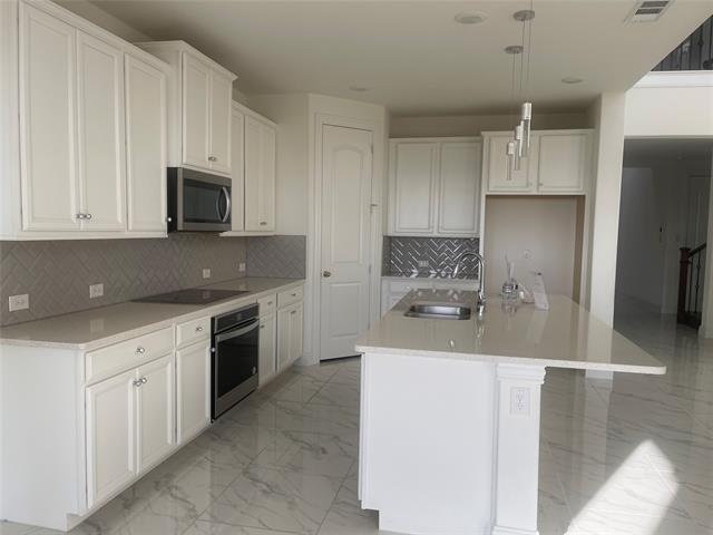 Building Photo - 1105 Maverick Dr