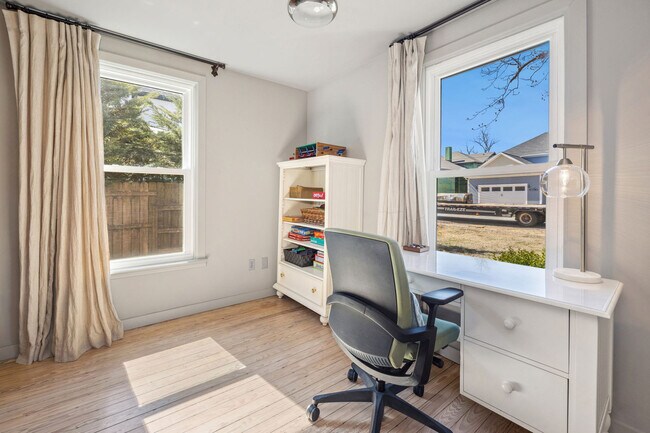 Foto del edificio - 401 SE C St