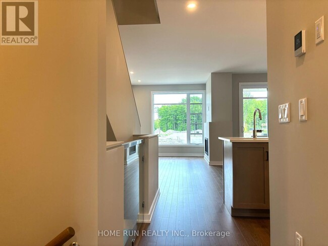 Photo du bâtiment - 1074 Kitigan Grove