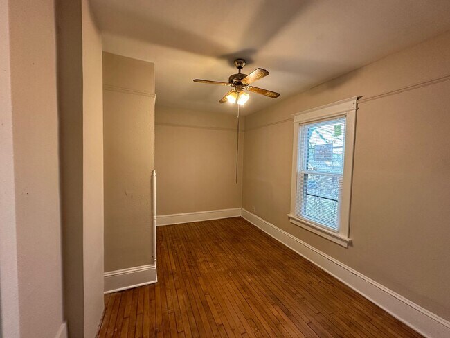 Foto del edificio - 3949 N 13th St