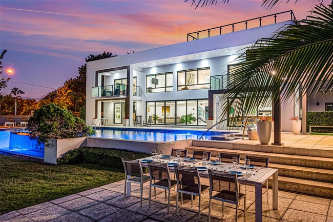 Foto del edificio - 1430 S Ocean Dr