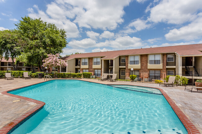 Hearthstone Apartments San Antonio Tx Apartments Com