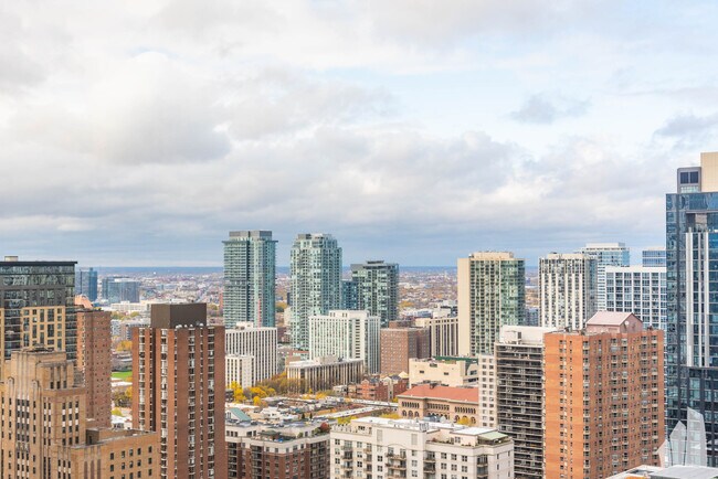 Building Photo - 30 E Huron St