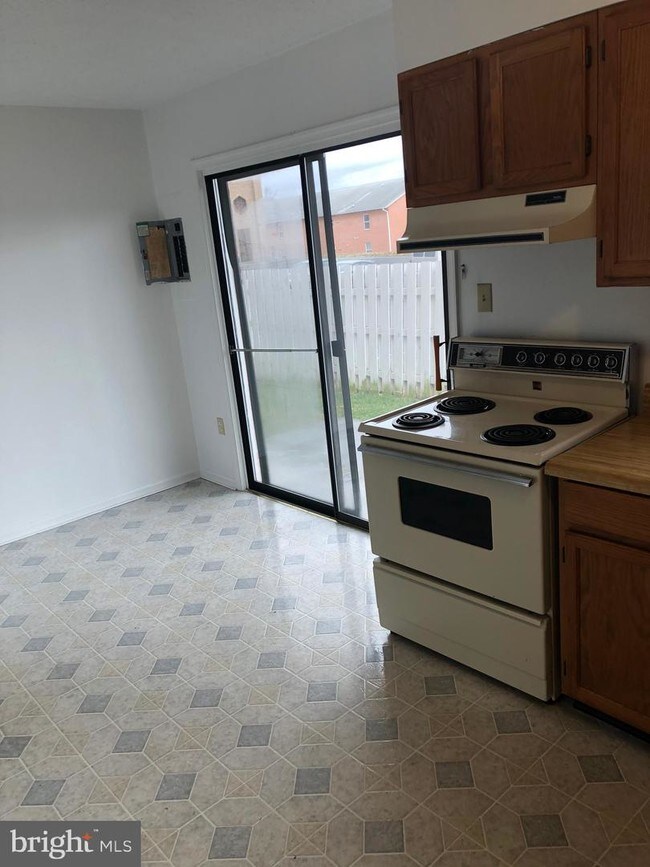 2354 Roosevelt Blvd, Winchester, VA 22601 Townhome Rentals in