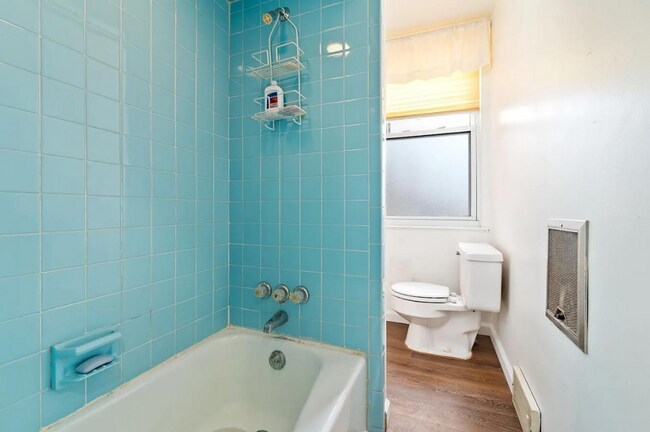 Building Photo - Beautiful 2 Bedroom home in South side ava...