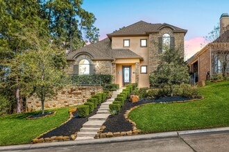 Building Photo - 32 Evangeline Blvd