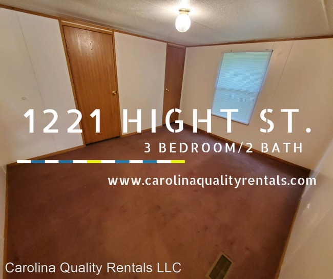 Building Photo - 3 br, 2 bath House - 1221 Hight Street
