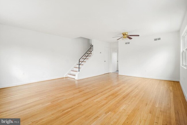Building Photo - 6212 Carters Ln