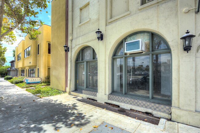 Foto del edificio - 1003 S Central Ave