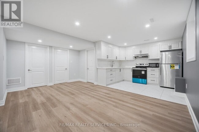 Building Photo - 26 Gatherwood Ter