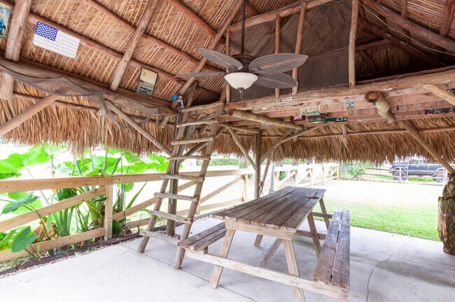 Foto del edificio - 11450 SW 17th St