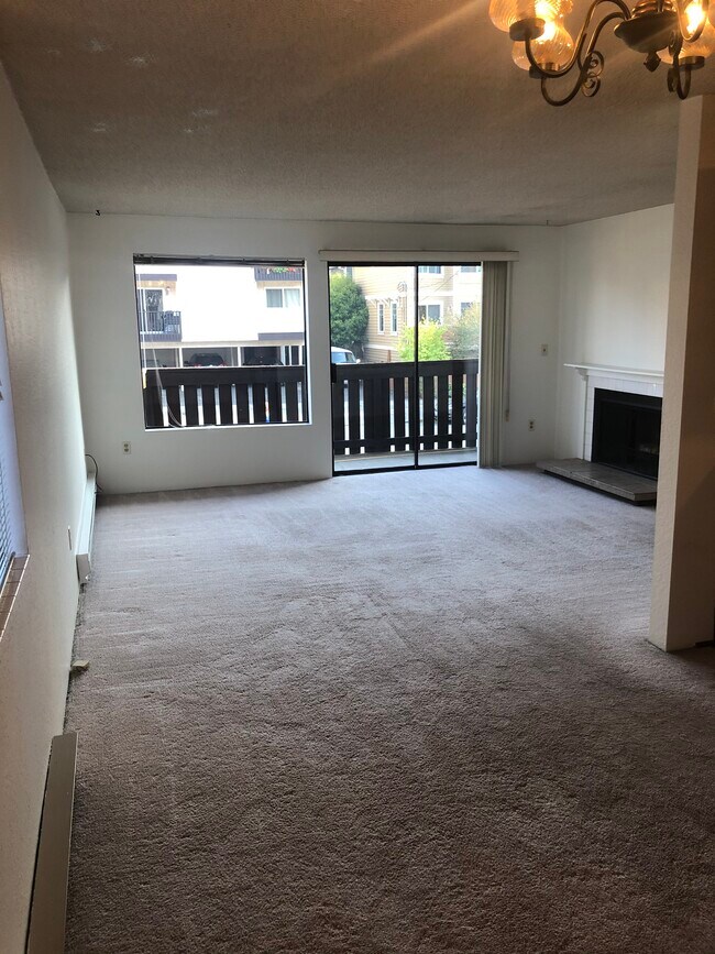 Living Room - 1534 NW 53rd St
