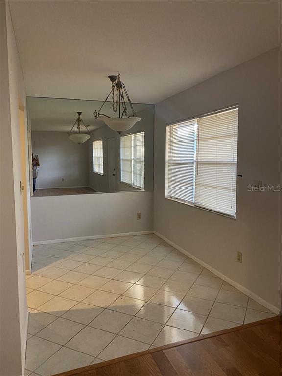 Foto del edificio - 4885 Rilma Ave
