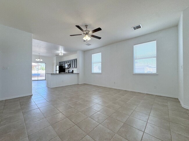 Building Photo - 14475 Miguel Terrazas Dr