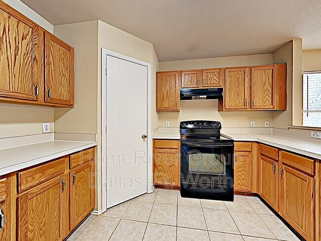 Building Photo - 13124 Harvest Ridge Rd
