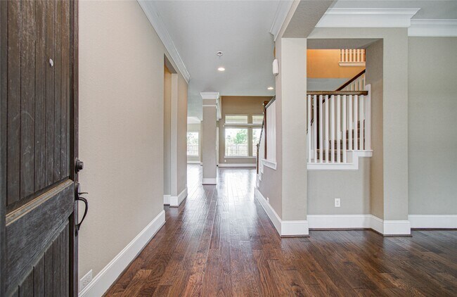 Foto del edificio - 2403 Orchard Way