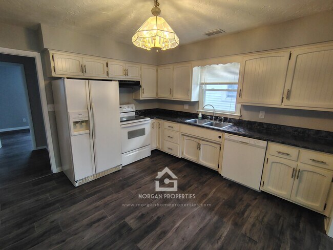 Foto del edificio - 318 Elva St