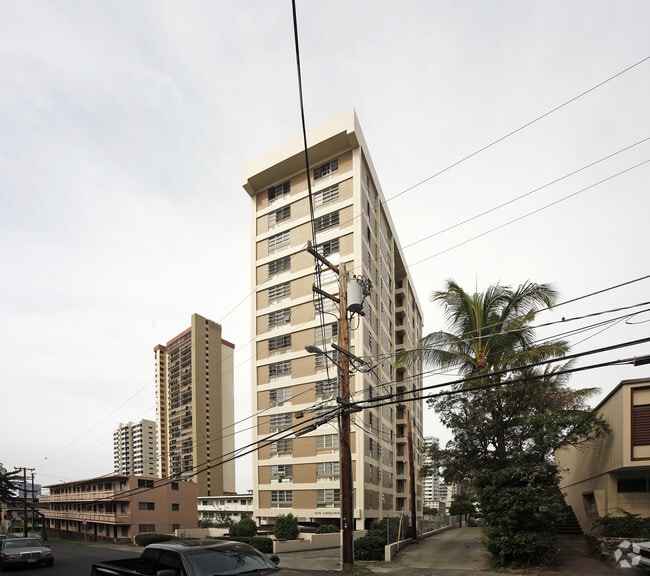 Primary Photo - 1616 Liholiho St