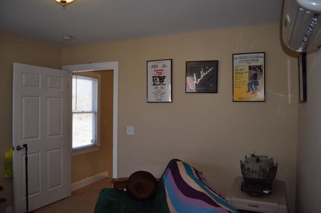 Building Photo - 1605 Madison St