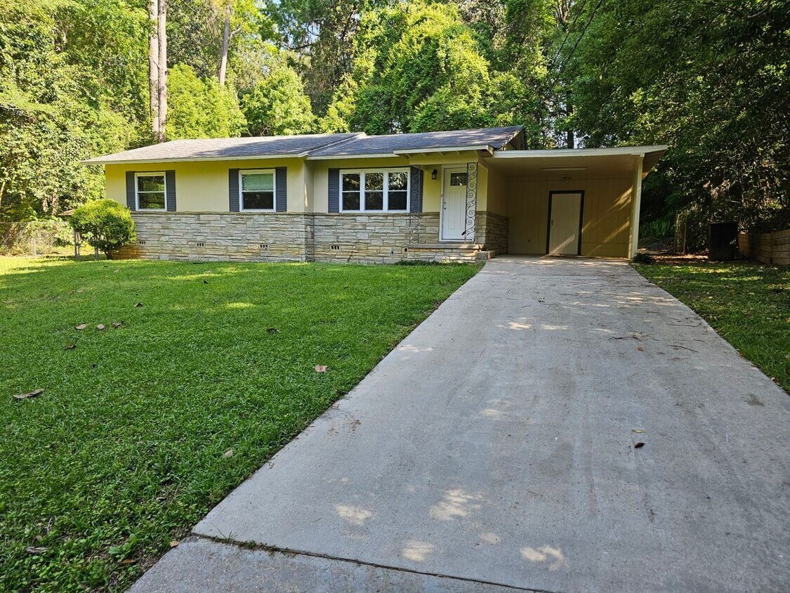 Charming Cottage Near Cascades Park - Charming Cottage Near Cascades Park