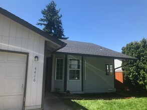 Building Photo - 4416 NE 130th Ave