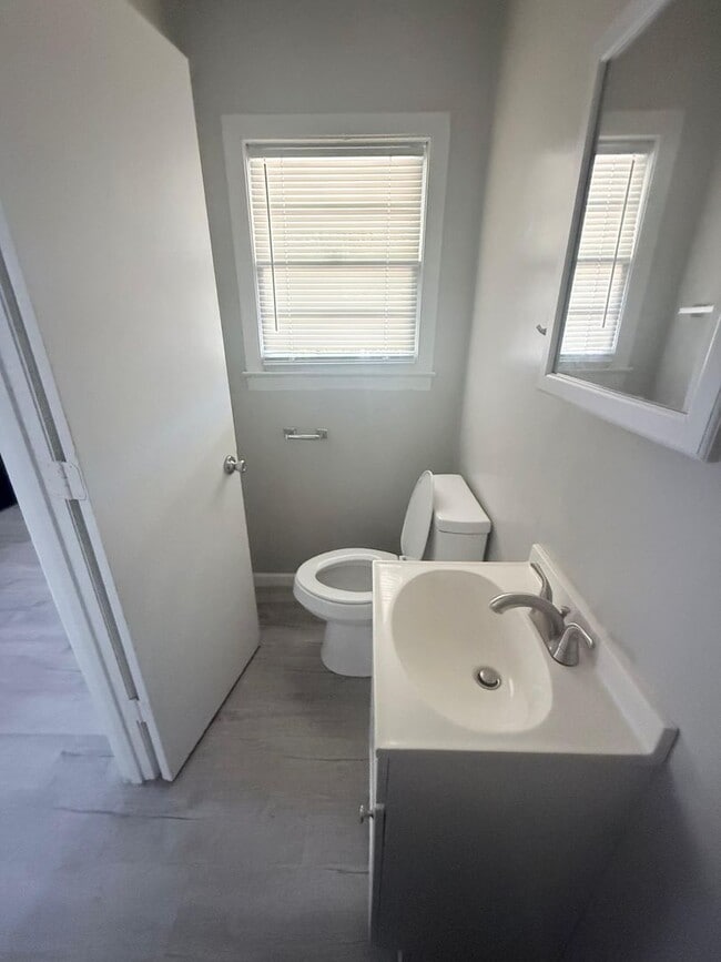 Photo - 110 Brown St Apartment