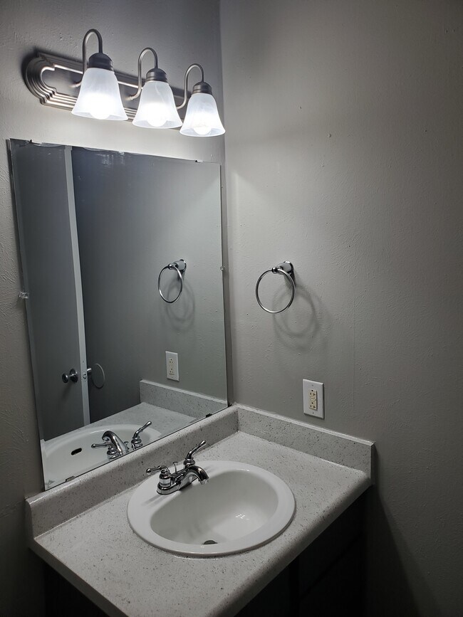 Ashton Park Apartments 1121 Old FM 440 Rd Killeen, TX