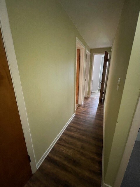 Hallway - 26 Flower St