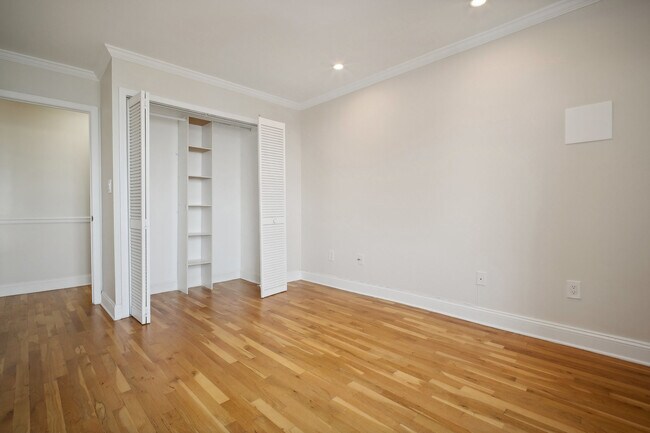 Foto del edificio - 205 10th St