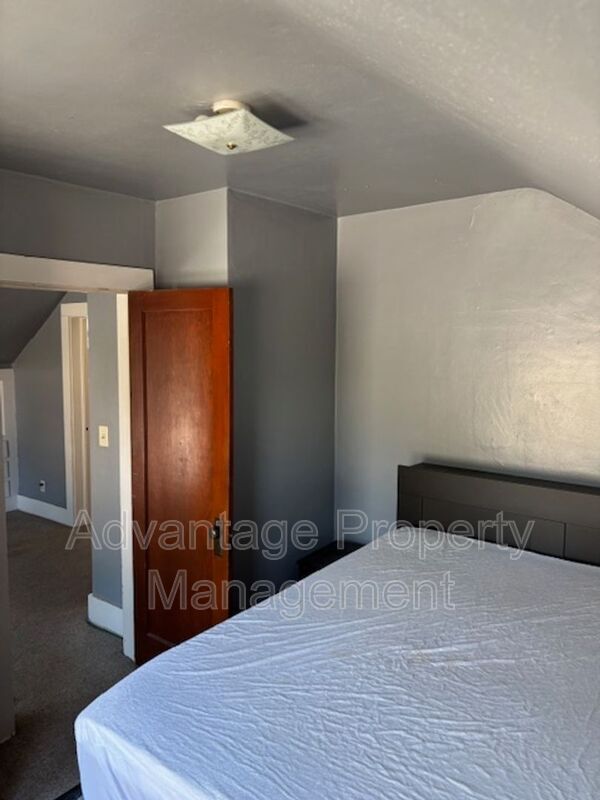 Foto del edificio - 335 NW 10th St