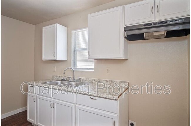 Photo - 526 Cooper St House