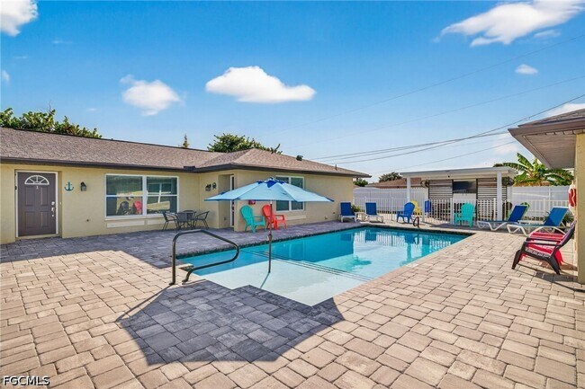 Foto del edificio - 624 SE 46th St