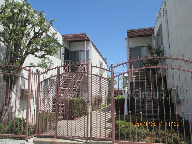 Foto principal - 139 E 223rd St