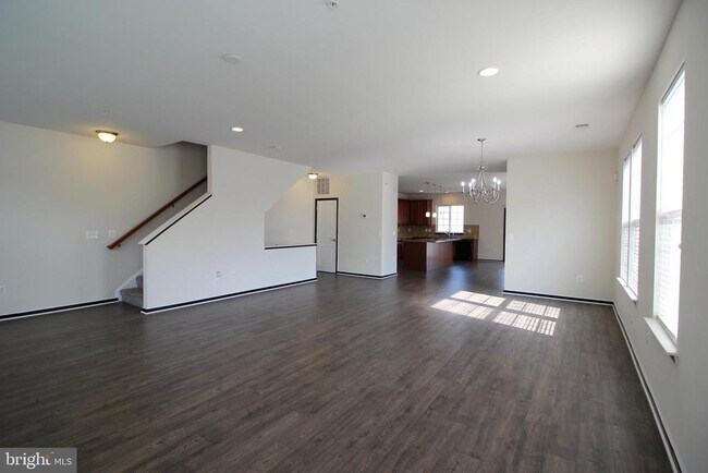 Building Photo - 14782 Mason Creek Cir