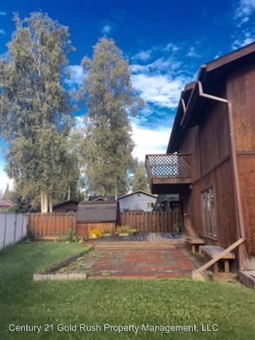 Building Photo - 437 Droz Dr