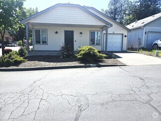 Building Photo - 812 Bower Ln