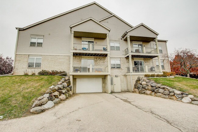 Foto del edificio - Orchid Knoll Apartments