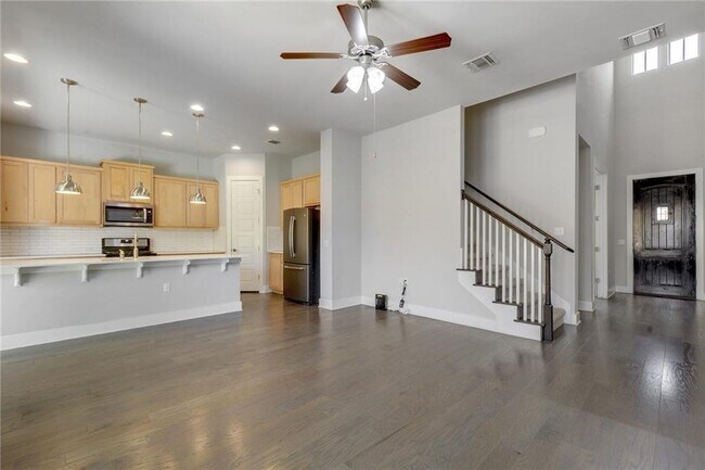 Building Photo - 3906 Tilley St