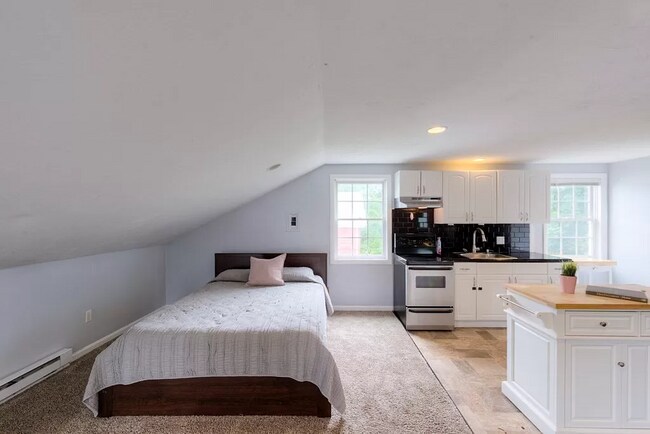 Área de estar - 246 Main St