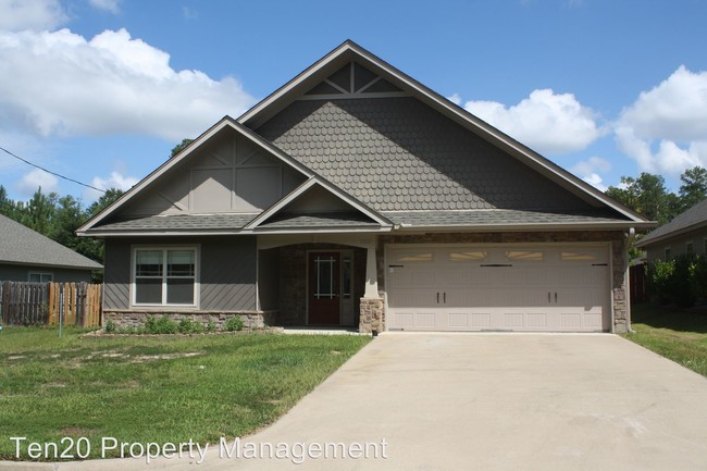 Building Photo - 357 Lee Road 2170
