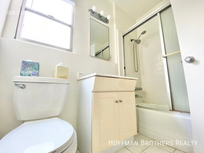 Foto del edificio - 3718 Mentone Ave