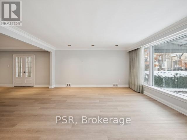 Building Photo - 431 Glengrove Ave W