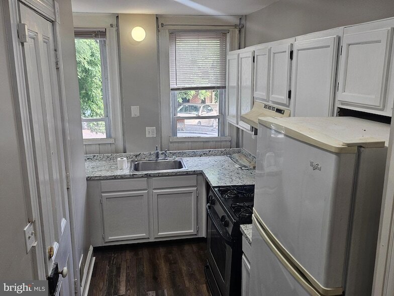 Foto del edificio - 2215 E Fairmount Ave