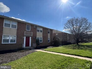 Building Photo - 2051 N Susquehanna Trail