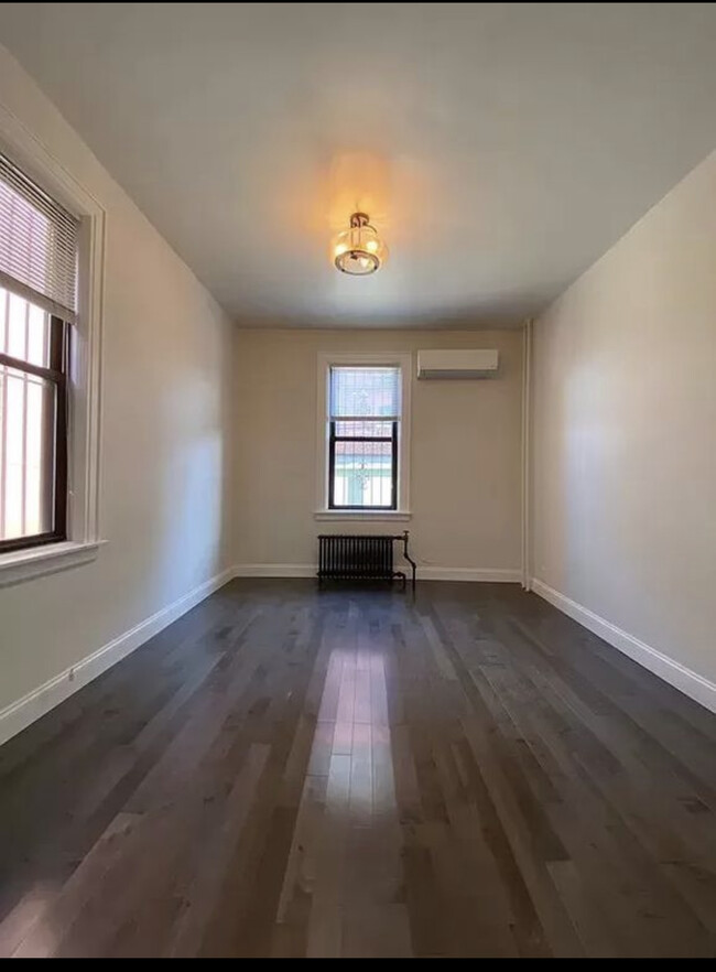 Foto del edificio - 2523 41st St