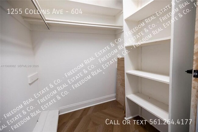 Building Photo - 1255 Collins Ave